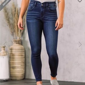 Kancan Kurvy ultra high rise skinny jean
